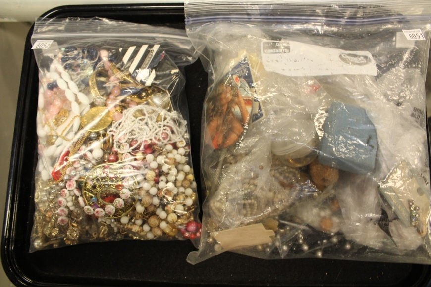 Image for Gallery Auction with Tools and Sports Memorabilia: 11-29-18