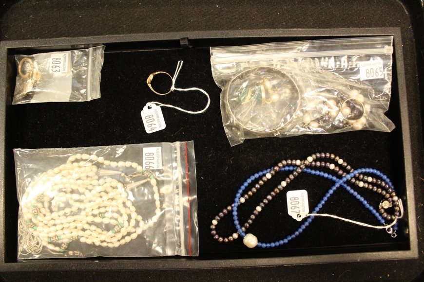 Image for Gallery Auction with Tools and Sports Memorabilia: 11-29-18