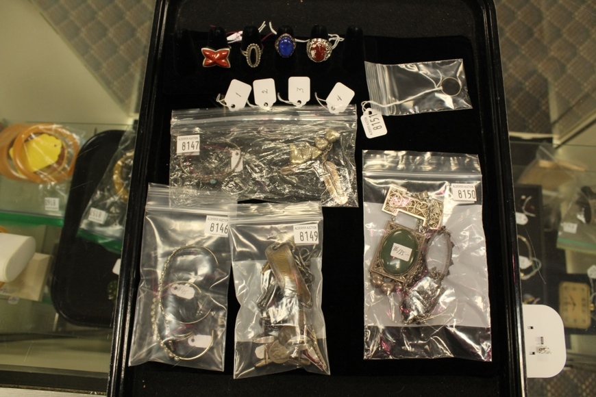 Image for Gallery Auction with Tools and Sports Memorabilia: 11-29-18