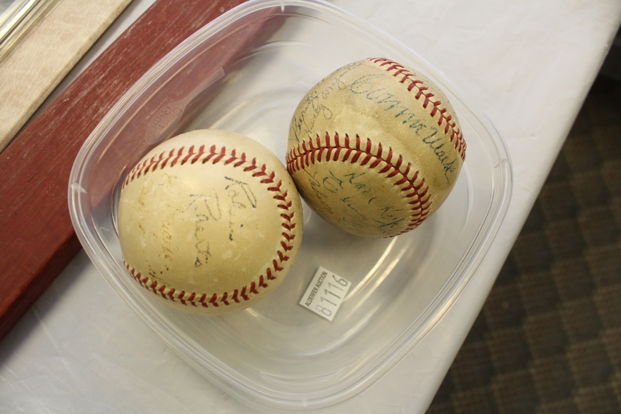 Image for Gallery Auction with Tools and Sports Memorabilia: 11-29-18