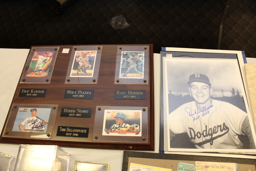 Image for Gallery Auction with Tools and Sports Memorabilia: 11-29-18