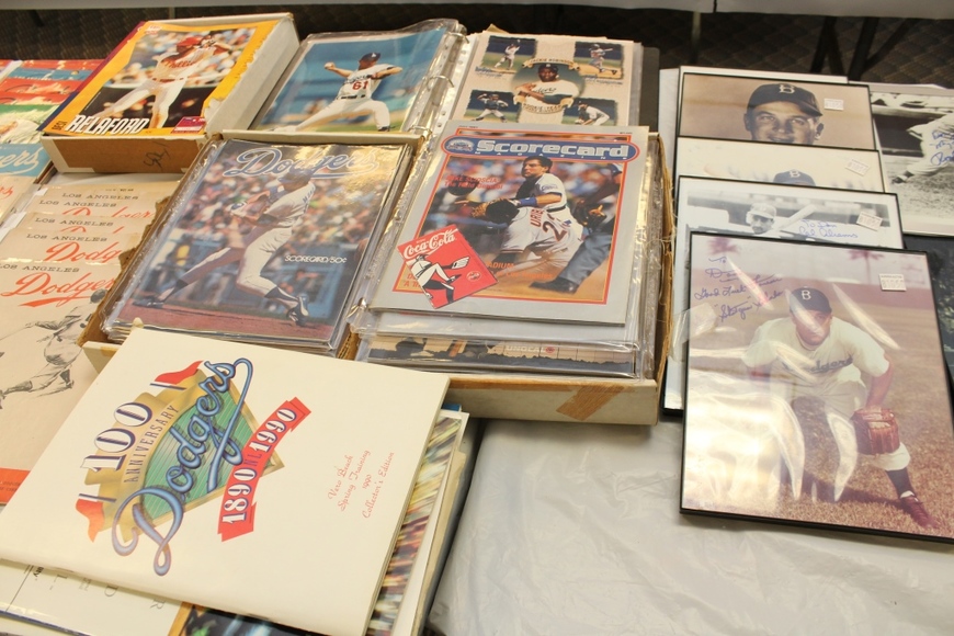 Image for Gallery Auction with Tools and Sports Memorabilia: 11-29-18