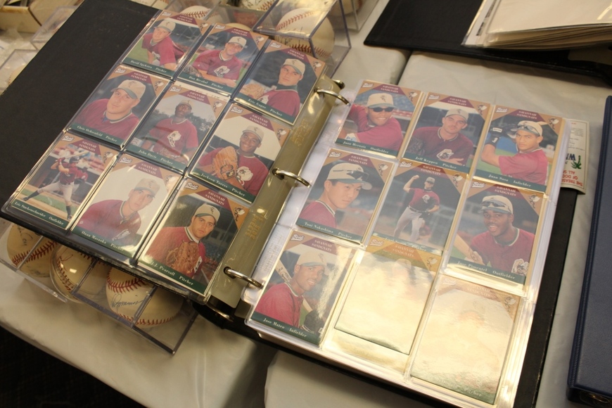 Image for Gallery Auction with Tools and Sports Memorabilia: 11-29-18