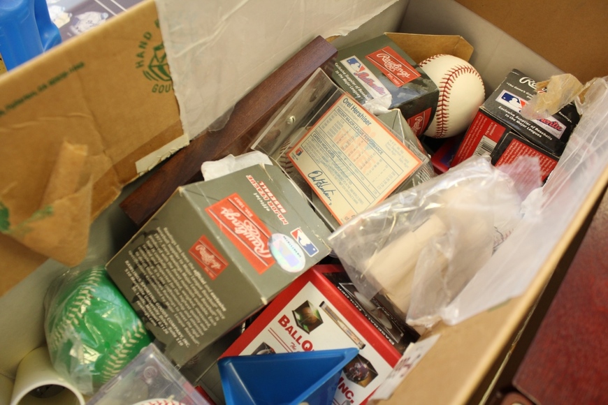 Image for Gallery Auction with Tools and Sports Memorabilia: 11-29-18