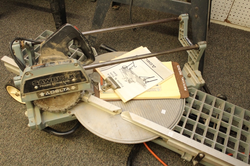 Image for Gallery Auction with Tools and Sports Memorabilia: 11-29-18