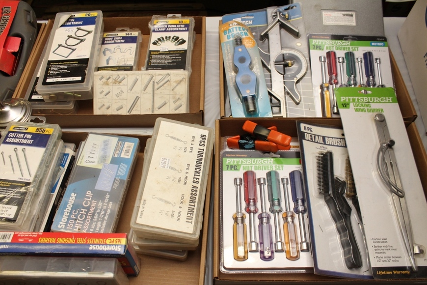 Image for Gallery Auction with Tools and Sports Memorabilia: 11-29-18