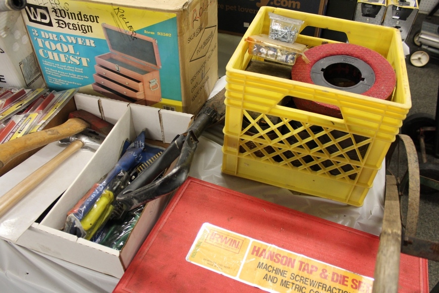 Image for Gallery Auction with Tools and Sports Memorabilia: 11-29-18