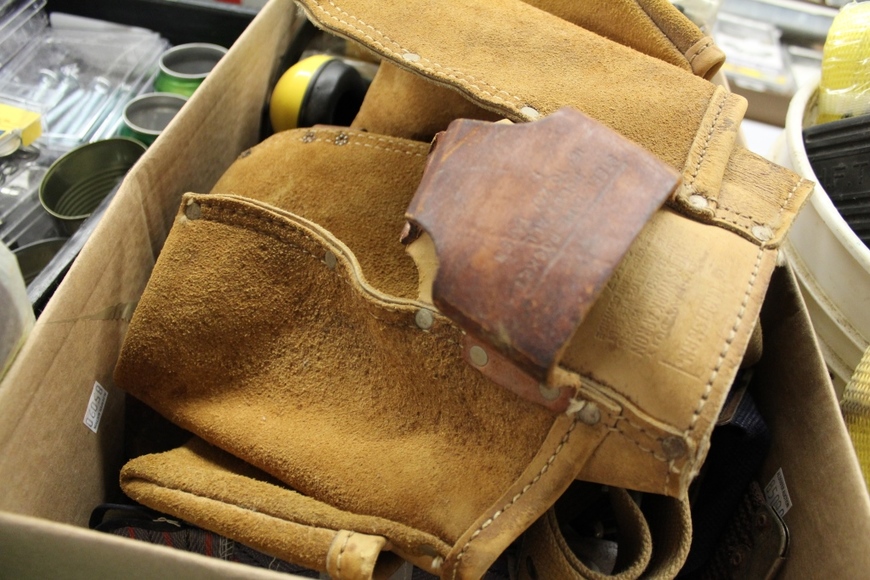 Image for Gallery Auction with Tools and Sports Memorabilia: 11-29-18