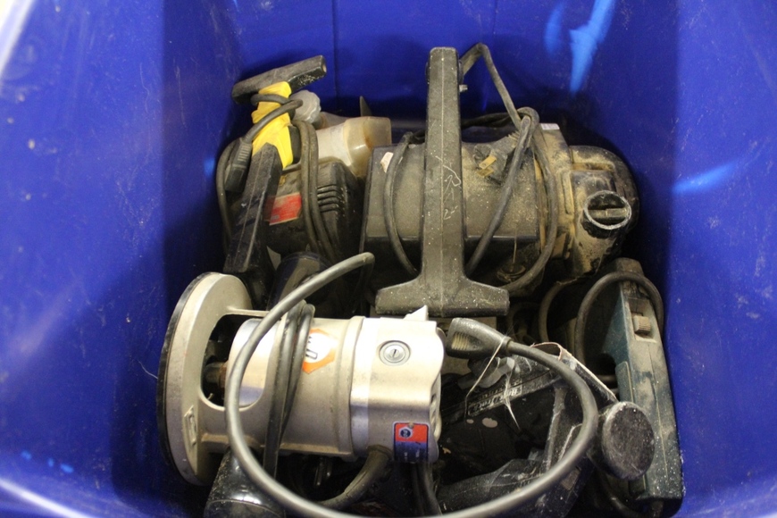 Image for Gallery Auction with Tools and Sports Memorabilia: 11-29-18