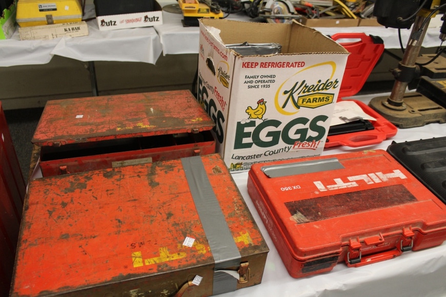 Image for Gallery Auction with Tools and Sports Memorabilia: 11-29-18