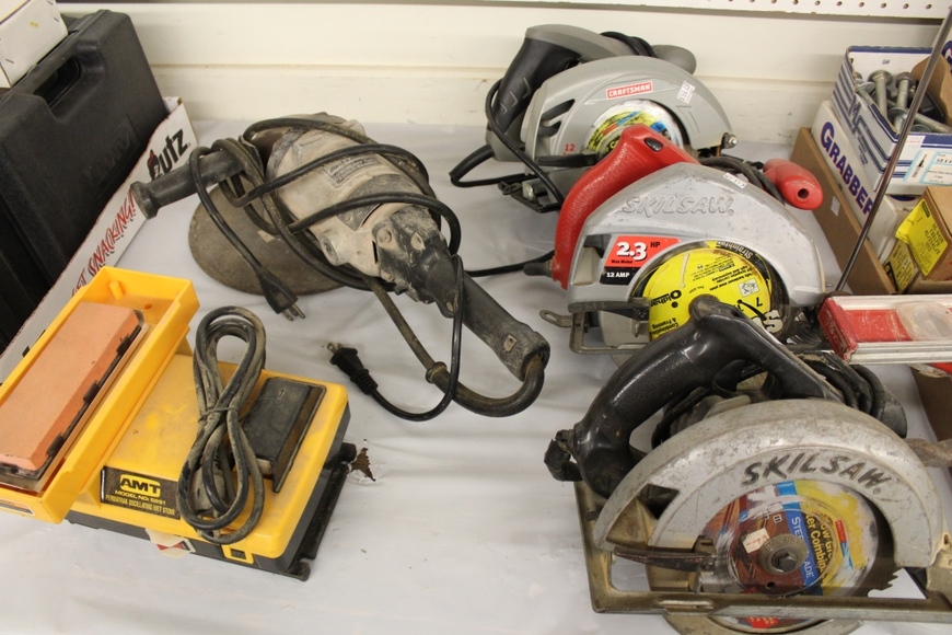 Image for Gallery Auction with Tools and Sports Memorabilia: 11-29-18