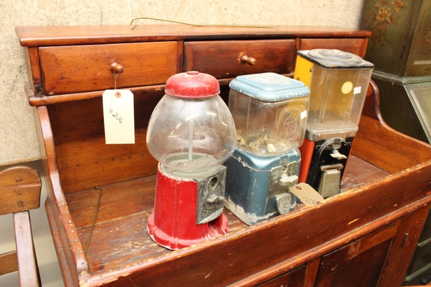 Image for Gallery Auction with Tools and Sports Memorabilia: 11-29-18