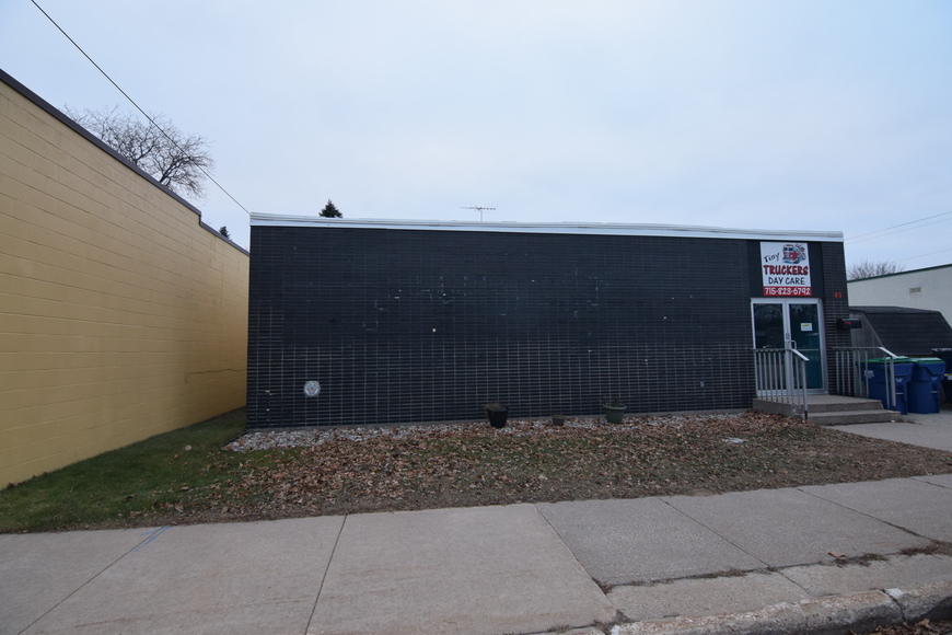 Image for Commercial building in Clintonville, Waupaca County, WI - approx. 6000 sq. ft.