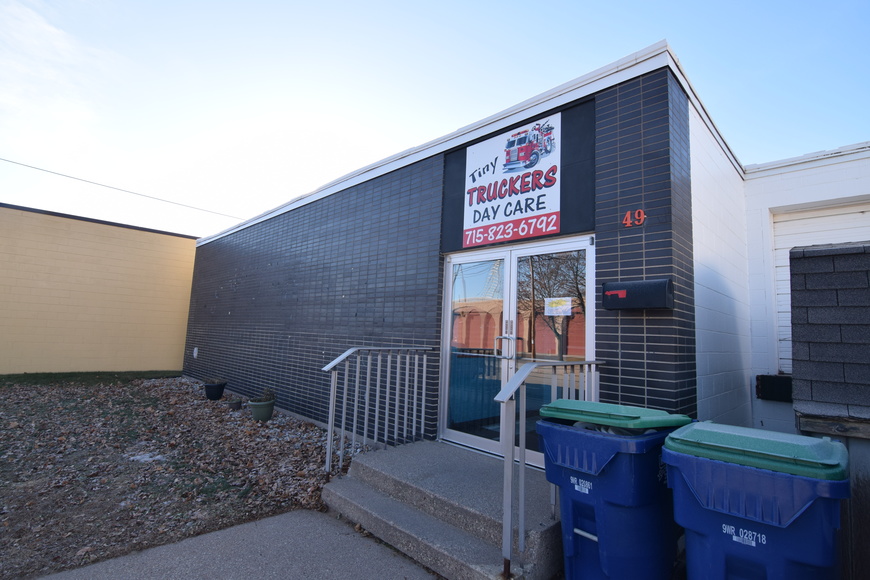 Image for Commercial building in Clintonville, Waupaca County, WI - approx. 6000 sq. ft.