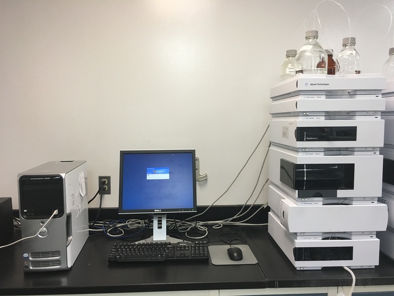 (3) Agilent Model 1200 HPLC Systems