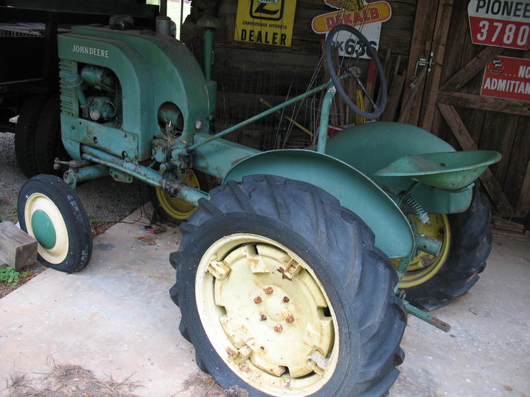 Image for Collector Tractor & Farm Machinery Auction