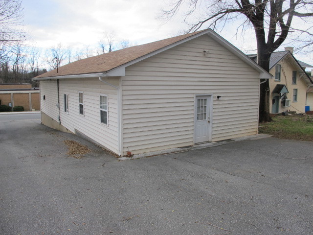 Image for Real Estate Auction (Simmons)