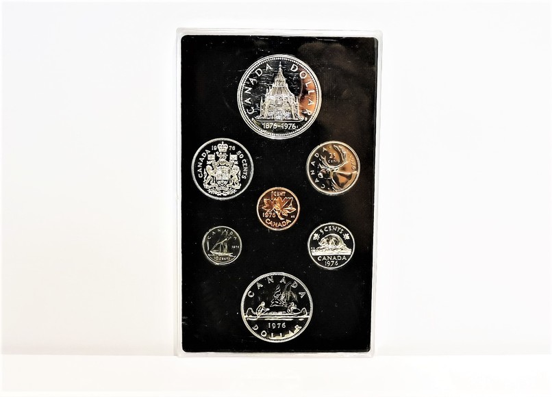 1976 Canada Proof Double Dollar Mint Set - 100th anniversary of the completion of the Library of Parliament. 