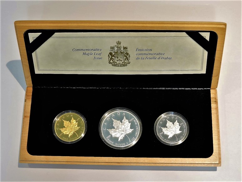 Image for GOLD PLATINUM SILVER 1989 CANADIAN MAPLE LEAF 10TH ANNIVERSARY