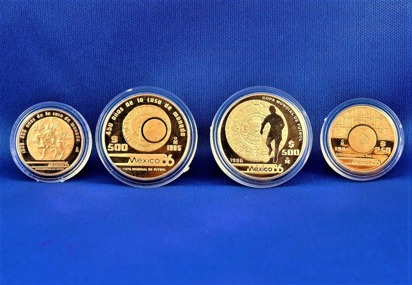 Image for BANCO DE MEXICO OFFICIAL MEXICO 86 FOUR COIN GOLD PROOF COLLECTION
