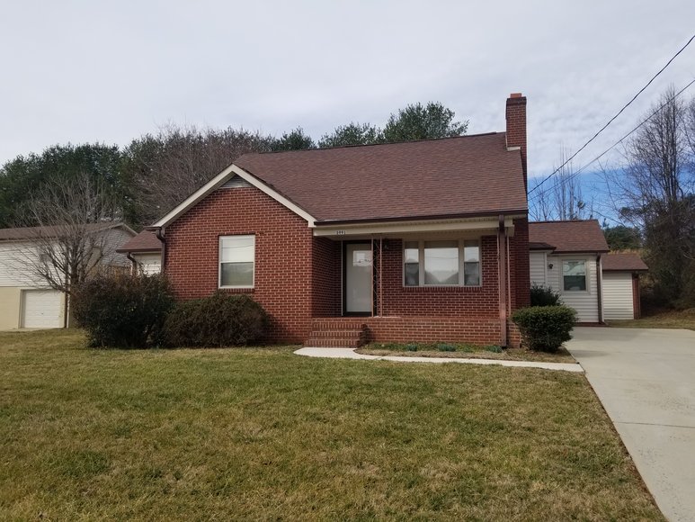 Image for Brick Ranch & 2 Story Garage/Apartment - 3991 E. Pine Street, Mt. Airy, NC