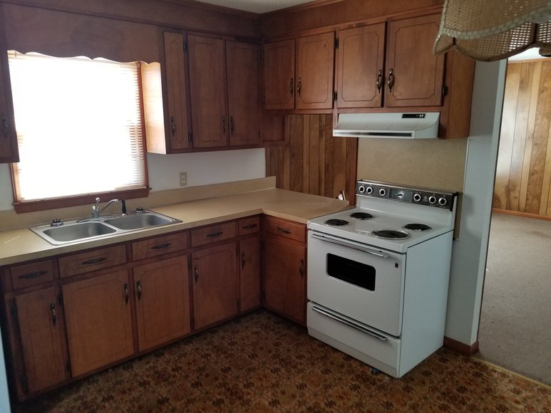 Image for Brick Ranch & 2 Story Garage/Apartment - 3991 E. Pine Street, Mt. Airy, NC