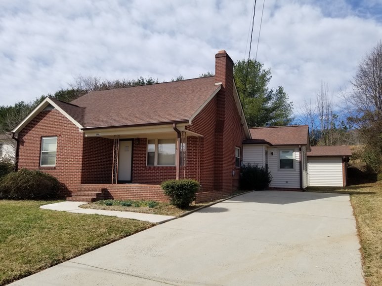 Image for Brick Ranch & 2 Story Garage/Apartment - 3991 E. Pine Street, Mt. Airy, NC