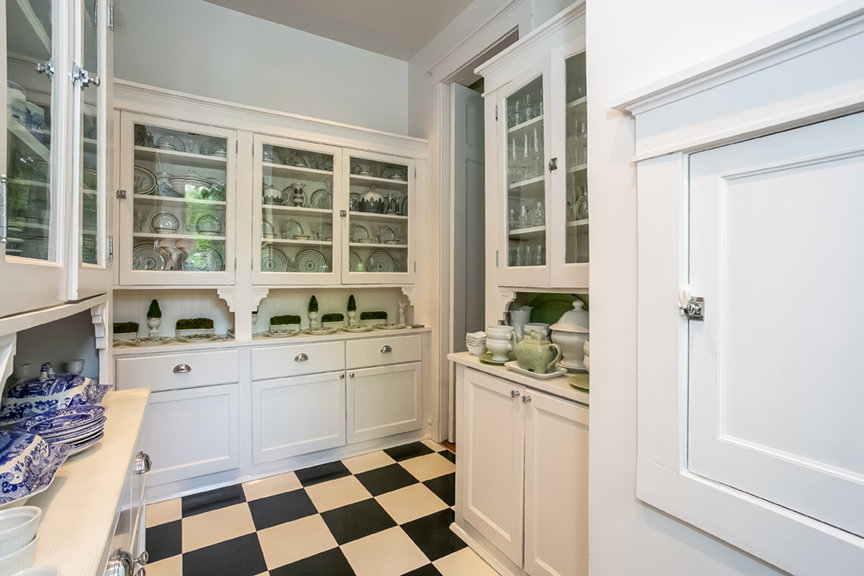 Image for Bishops Hall: Luxury Estate / Premier B&B in Oak Park (Chicago), Illinois