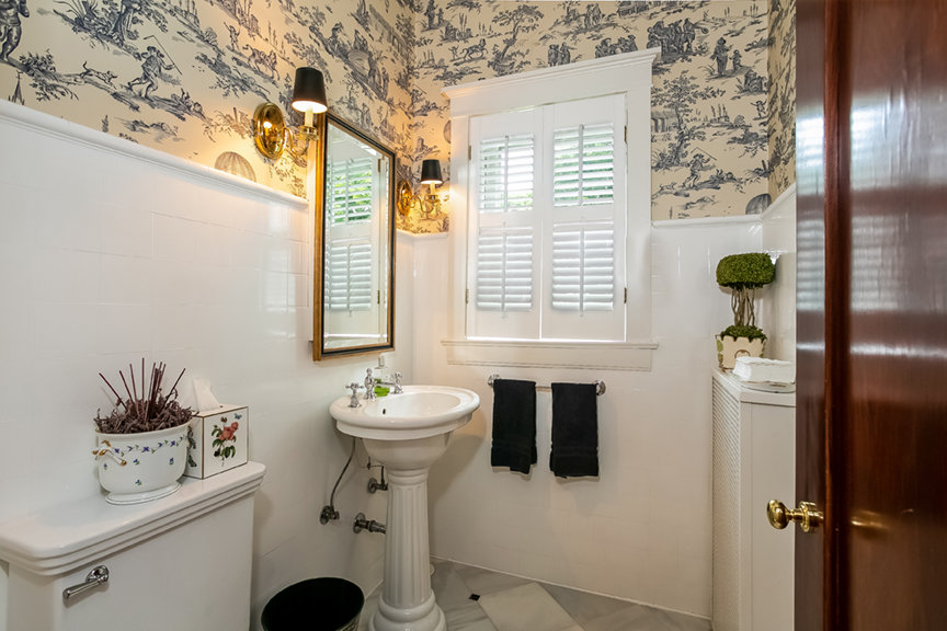 Image for Bishops Hall: Luxury Estate / Premier B&B in Oak Park (Chicago), Illinois