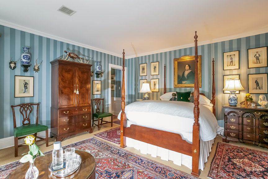 Image for Bishops Hall: Luxury Estate / Premier B&B in Oak Park (Chicago), Illinois