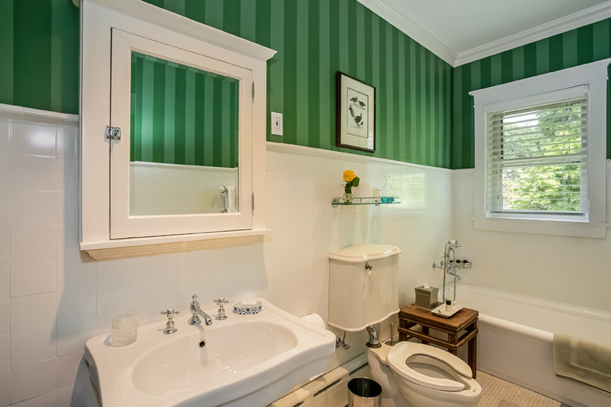 Image for Bishops Hall: Luxury Estate / Premier B&B in Oak Park (Chicago), Illinois