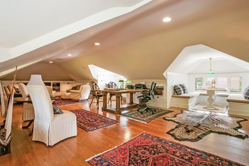 Image for Bishops Hall: Luxury Estate / Premier B&B in Oak Park (Chicago), Illinois