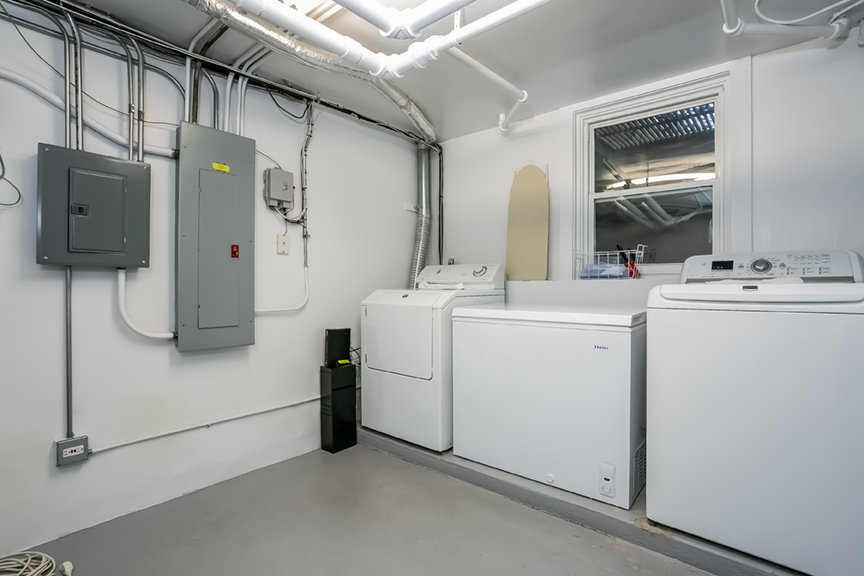 Image for Bishops Hall: Luxury Estate / Premier B&B in Oak Park (Chicago), Illinois