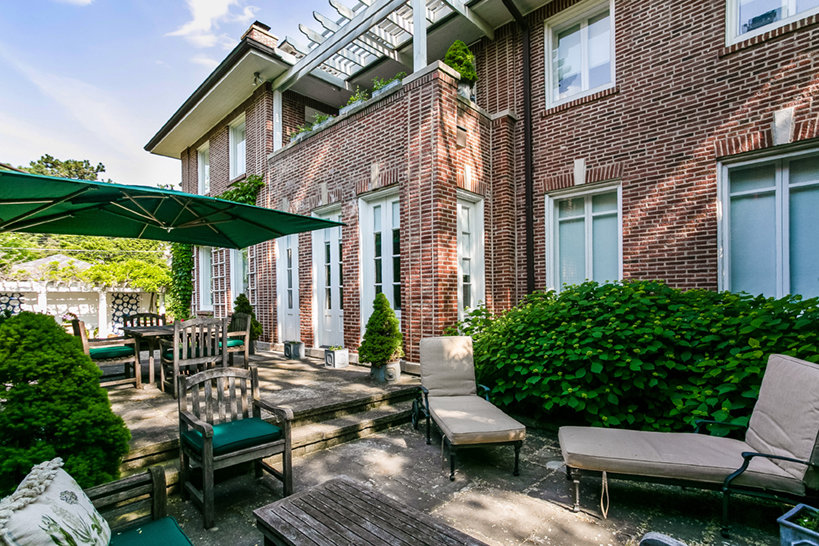 Image for Bishops Hall: Luxury Estate / Premier B&B in Oak Park (Chicago), Illinois