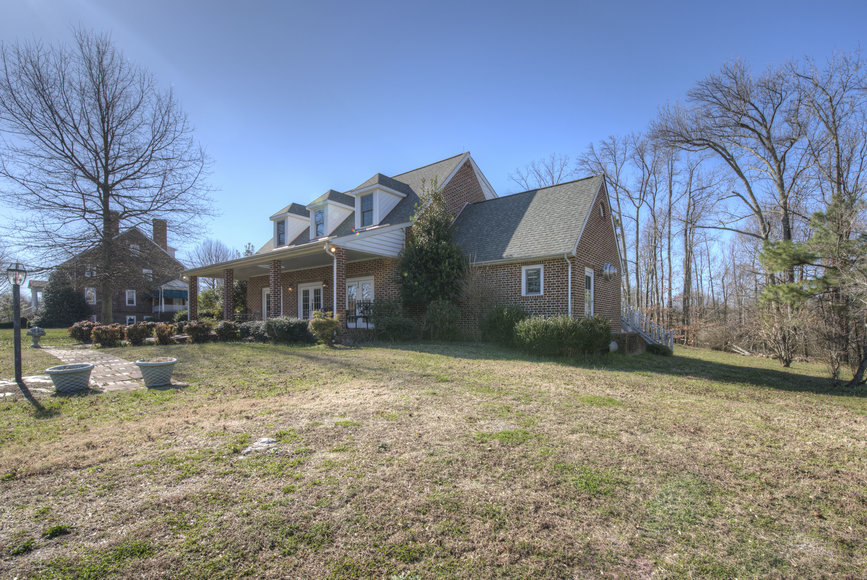 Linden House Plantation on 204 +/ Acres Fronting Rt. 17Essex County, VA