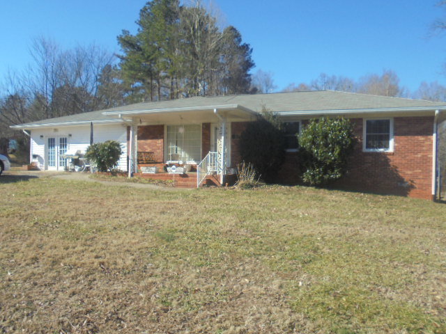 Image for REAL ESTATE (UNDER CONTRACT) & ESTATE (Deceased) PERSONAL PROPERTY AUCTION~PLEASANT GARDEN