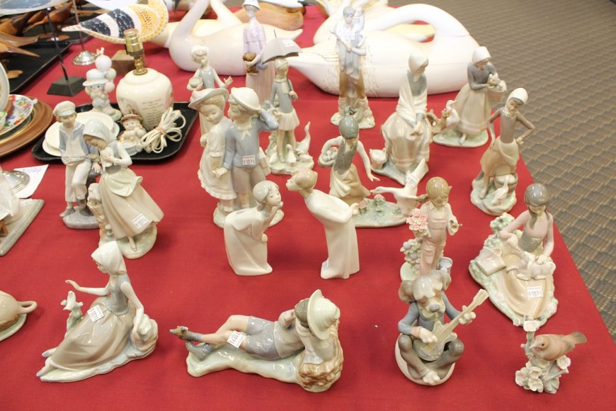 Image for Gallery Auction with Dolls, Toys & Art: 3-7-19