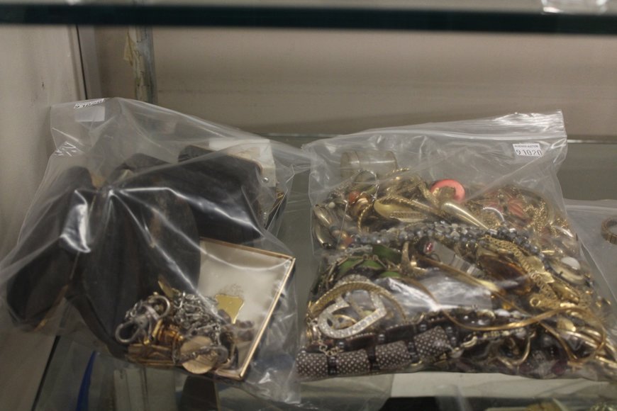 Image for Gallery Auction with Dolls, Toys & Art: 3-7-19