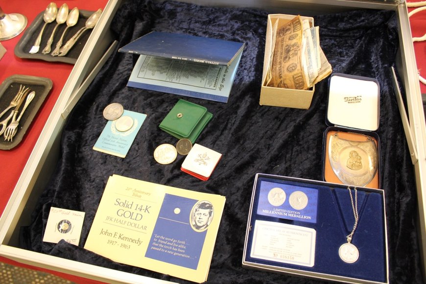 Image for Gallery Auction with Dolls, Toys & Art: 3-7-19