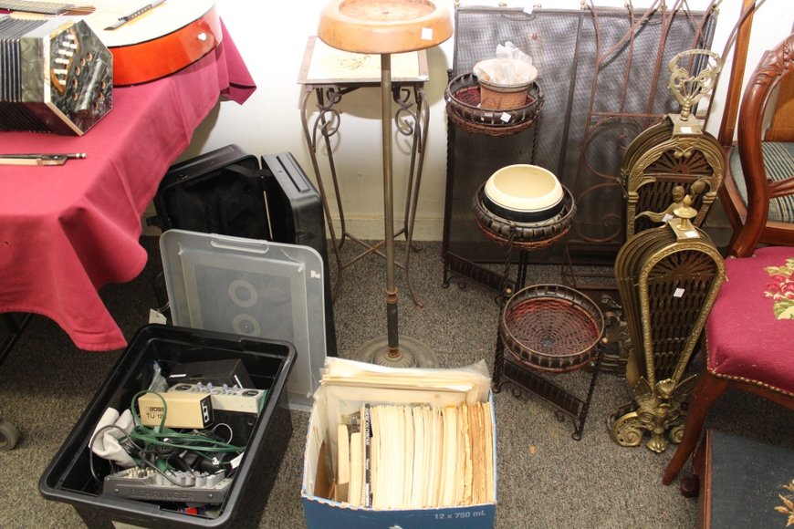 Image for Gallery Auction with Dolls, Toys & Art: 3-7-19