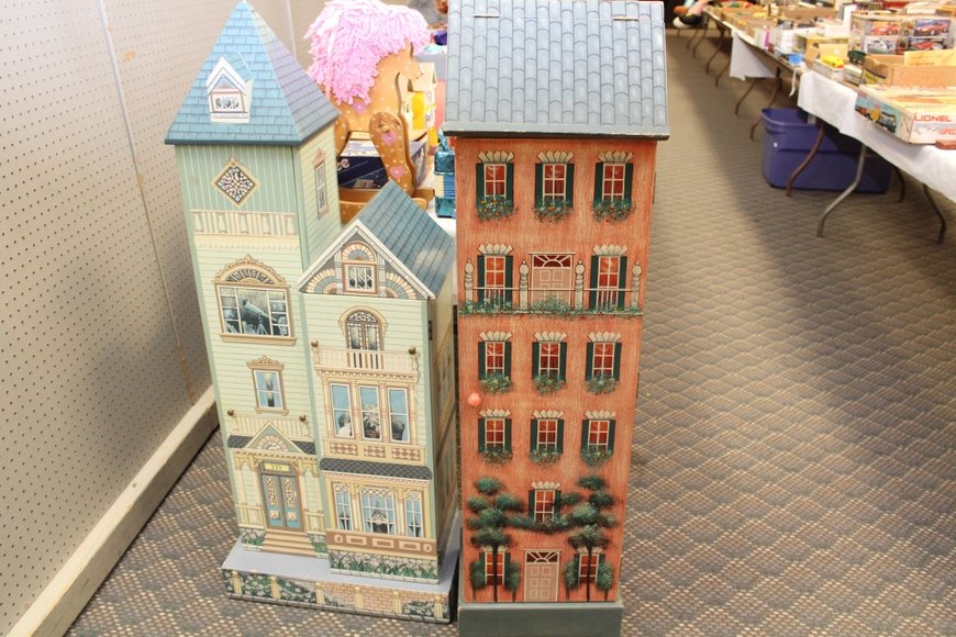 Image for Gallery Auction with Dolls, Toys & Art: 3-7-19