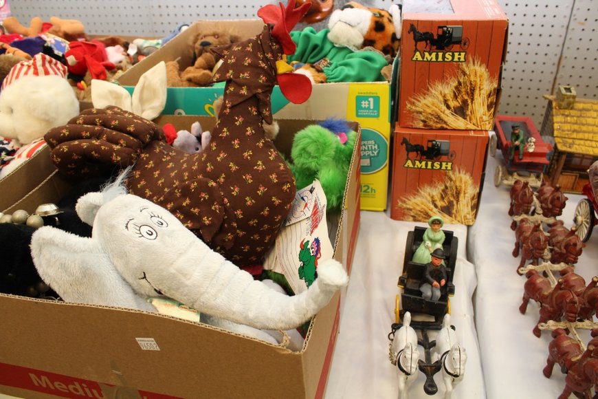 Image for Gallery Auction with Dolls, Toys & Art: 3-7-19