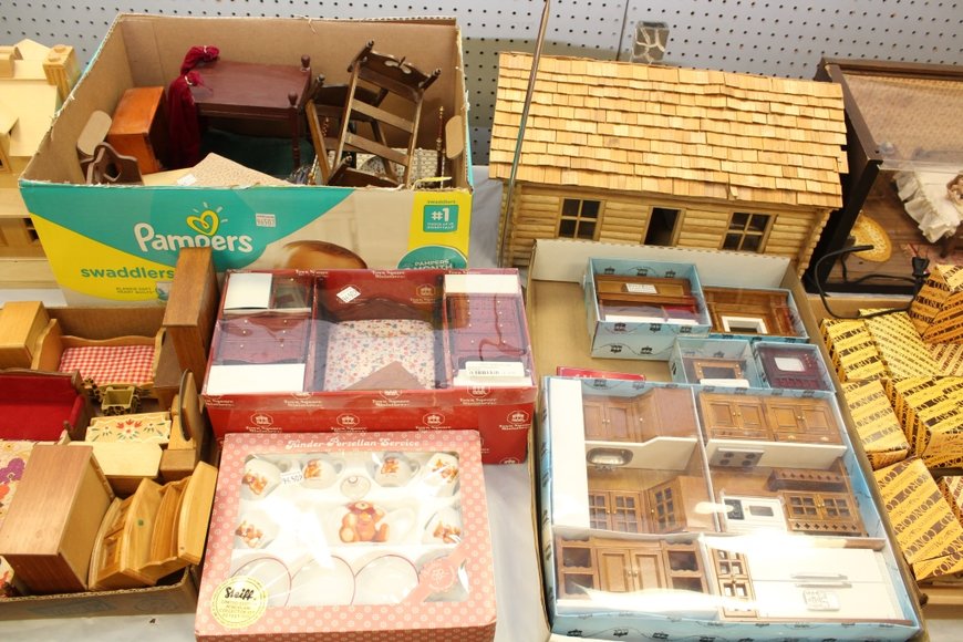 Image for Gallery Auction with Dolls, Toys & Art: 3-7-19