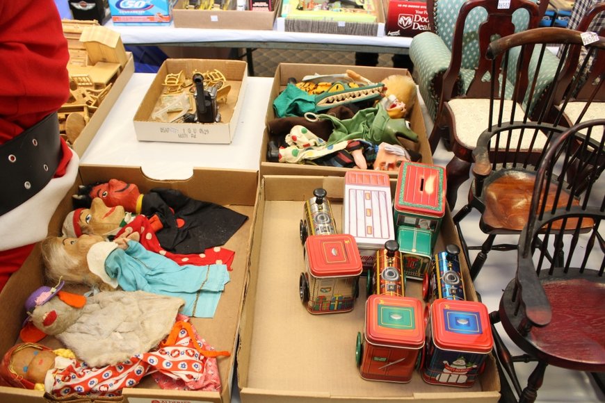 Image for Gallery Auction with Dolls, Toys & Art: 3-7-19