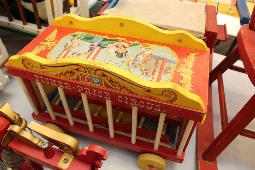 Image for Gallery Auction with Dolls, Toys & Art: 3-7-19