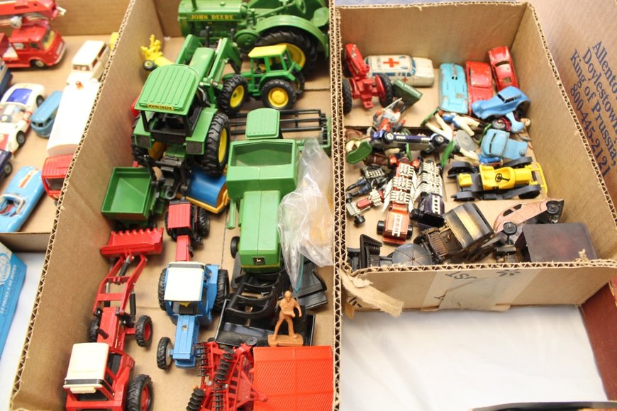 Image for Gallery Auction with Dolls, Toys & Art: 3-7-19