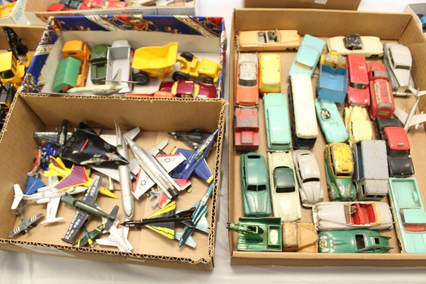 Image for Gallery Auction with Dolls, Toys & Art: 3-7-19