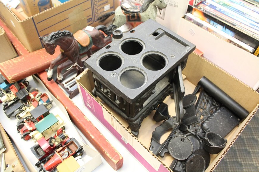 Image for Gallery Auction with Dolls, Toys & Art: 3-7-19