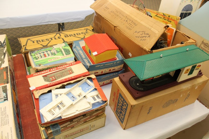 Image for Gallery Auction with Dolls, Toys & Art: 3-7-19