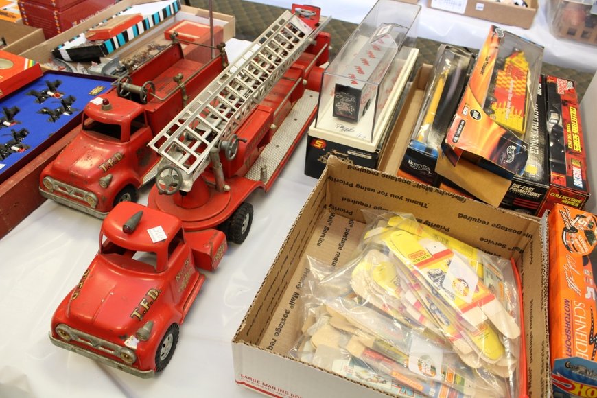 Image for Gallery Auction with Dolls, Toys & Art: 3-7-19